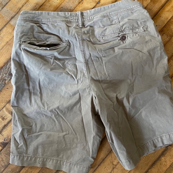 2 Pairs American Eagle Next Level Flex Shorts Mens Size 33 - Picture 4 of 6